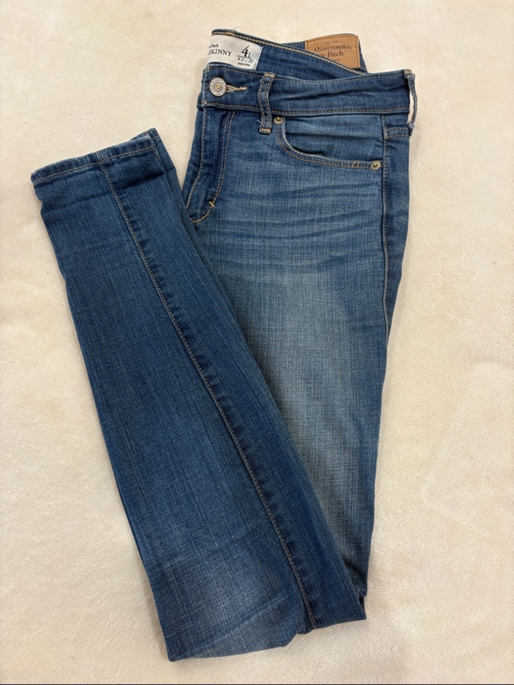 Abercrombie & Fitch Women's Skinny Jeans W27 L33 (4L) - Medium Blue Wash